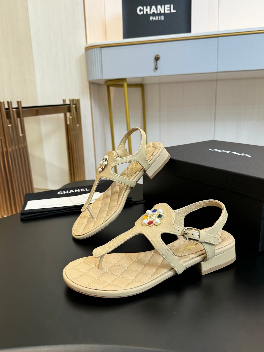 Chanel sz35-39 02